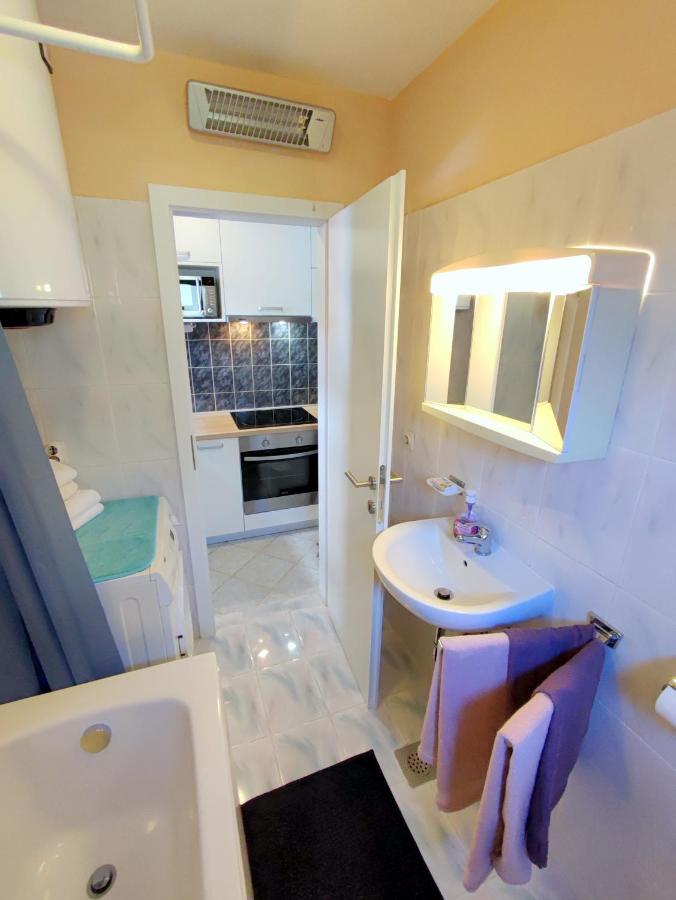 Apartment Pajtak Porec Esterno foto