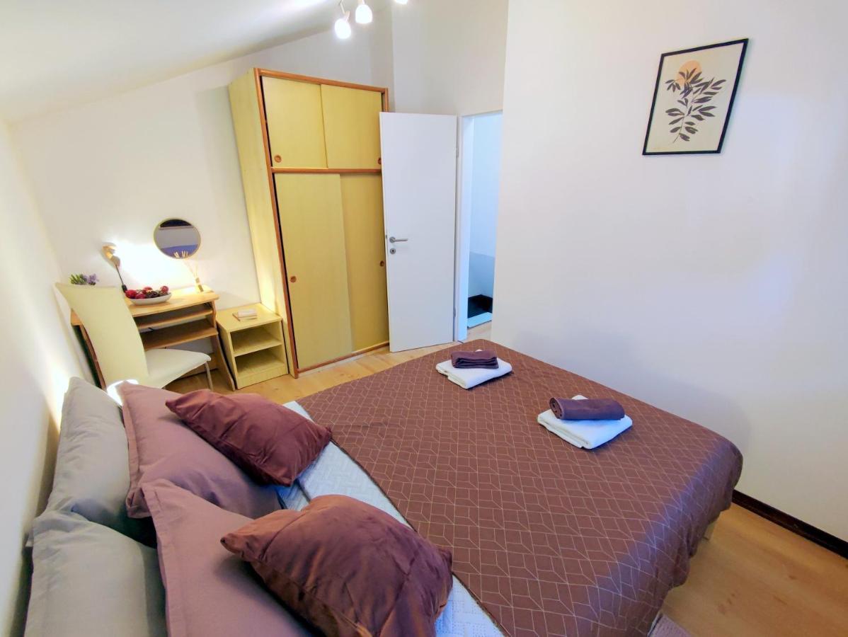 Apartment Pajtak Porec Esterno foto
